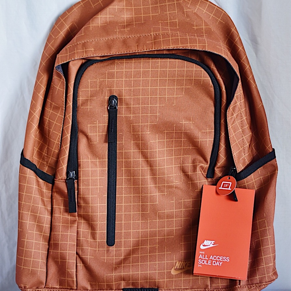 NEW Nike Backpack - Picture 2 of 9